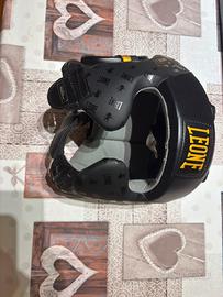 caschetto leone boxe