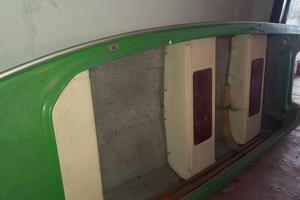 Crestliner barca in vetroresina