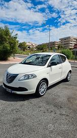 Lancia Ypsilon 1.2 GPL