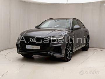 AUDI Q8 - Q8 45 TDI quattro tiptronic