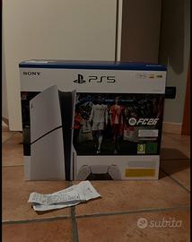 PlayStation 5 Slim Con Disco +  Garanzia fino 2027