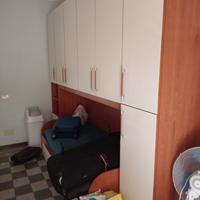  armadio con due letti, perfetto