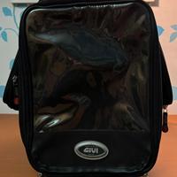 Borsa da serbatoio GIVI Voyager con magneti