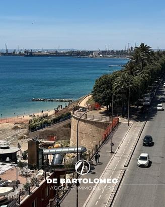 Ampio app con vista mare in Via Cavallotti