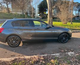 BMW 118d aut.2015. In più 4 Gomme invernali nuove