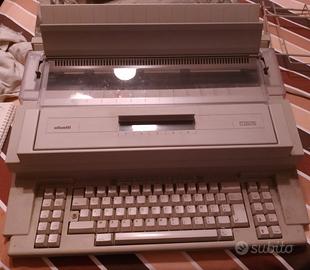Macchina da scrivere mod. Olivetti