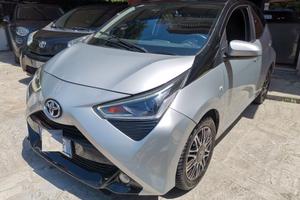 Toyota Aygo 1.0 VVT-i 72 CV 5 porte x-clusiv