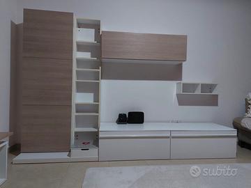 Parete attrezzata soggiorno