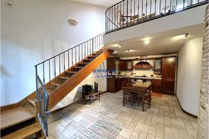 CENTRALISSIMO APPARTAMENTO 2 CAMERE IN DUPLEX