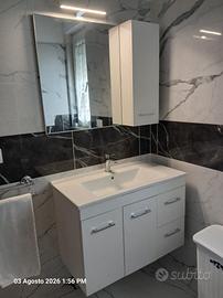 Mobile Bagno con ante compreso di specchio e luce