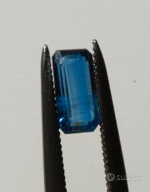 Cianite naturale 0.64 ct (1387)