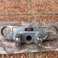 Piastra superiore gsx600 r k5 modifica manubrio