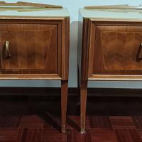 Coppia di comodini del 1981