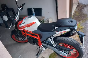SWM 125CC VARES