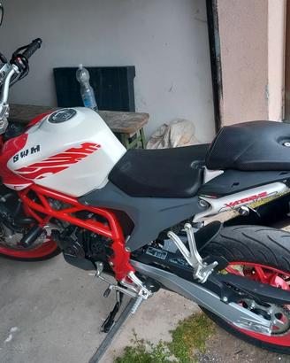 SWM 125CC VARES