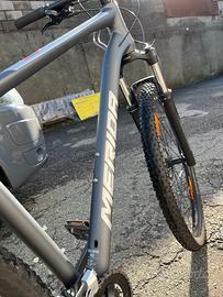 Mountain Bike Merida taglia XL nuova