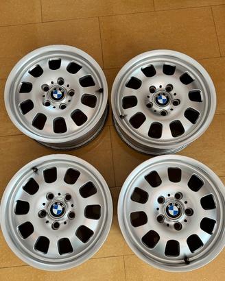 4 cerchi bmw