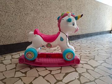 cavalluccio a dondolo