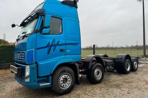 Telaio VOLVO 8x2 FM 480 cambio manuale