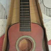 Chitarra Giocattolo