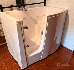 VASCA DA BAGNO CON SPORTELLO