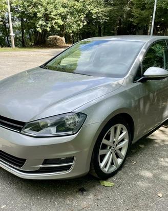 Volkswagen Golf VII