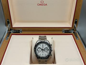 Omega Speedmaster Racing