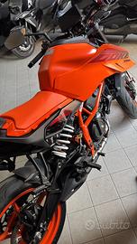 Ktm duke 390