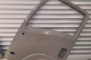 Porta Isuzu Sinistra N - P - L - NPR - NNR - NKR -