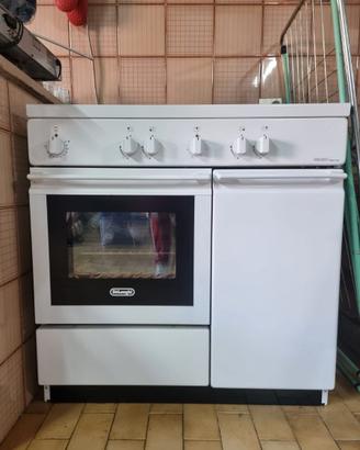Cucina DeLonghi bianca