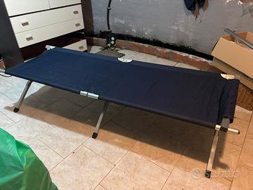 Lettino da campeggio