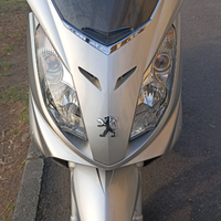 Peugeot Satelis 250