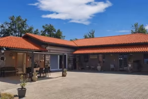Villa di 230 m² con più di 5 locali e box auto dop
