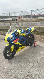 Suzuki GSX R 750 K9