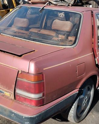 Lancia Thema Ferrari 8.32 per ricambi (2A)