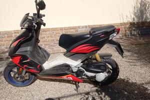 Scooter aprilia SR 50