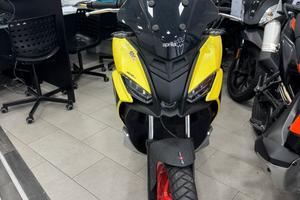 Aprilia SR GT 125 sport