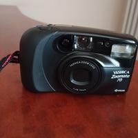 Yashica Zoomate 70.