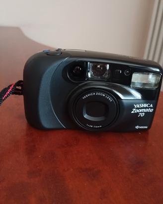 Yashica Zoomate 70.