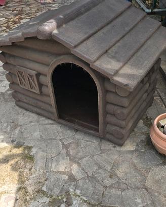 due cuccie per cani di taglia grande