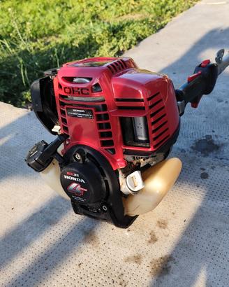 decespugliatore Honda 