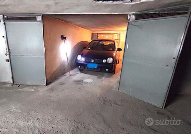 Garage zona vulcania via f. fusco