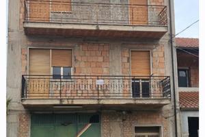 Casa con due appartamenti