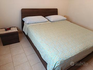 Giro letto matrimoniale + comodini e rete a doghe