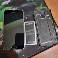 samsung  s5 cellulare 