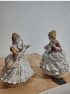 Statuine porcellana con Carion