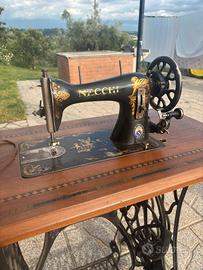 MACCHINA DA CUCIRE NECCHI ANTICA
