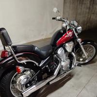 Honda shadow 600 (si patente A2)