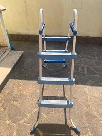 scaletta piscina