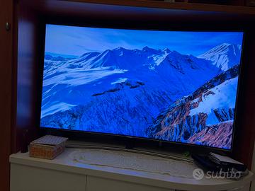 Tv Samsung 55" Q8C QLed Curved